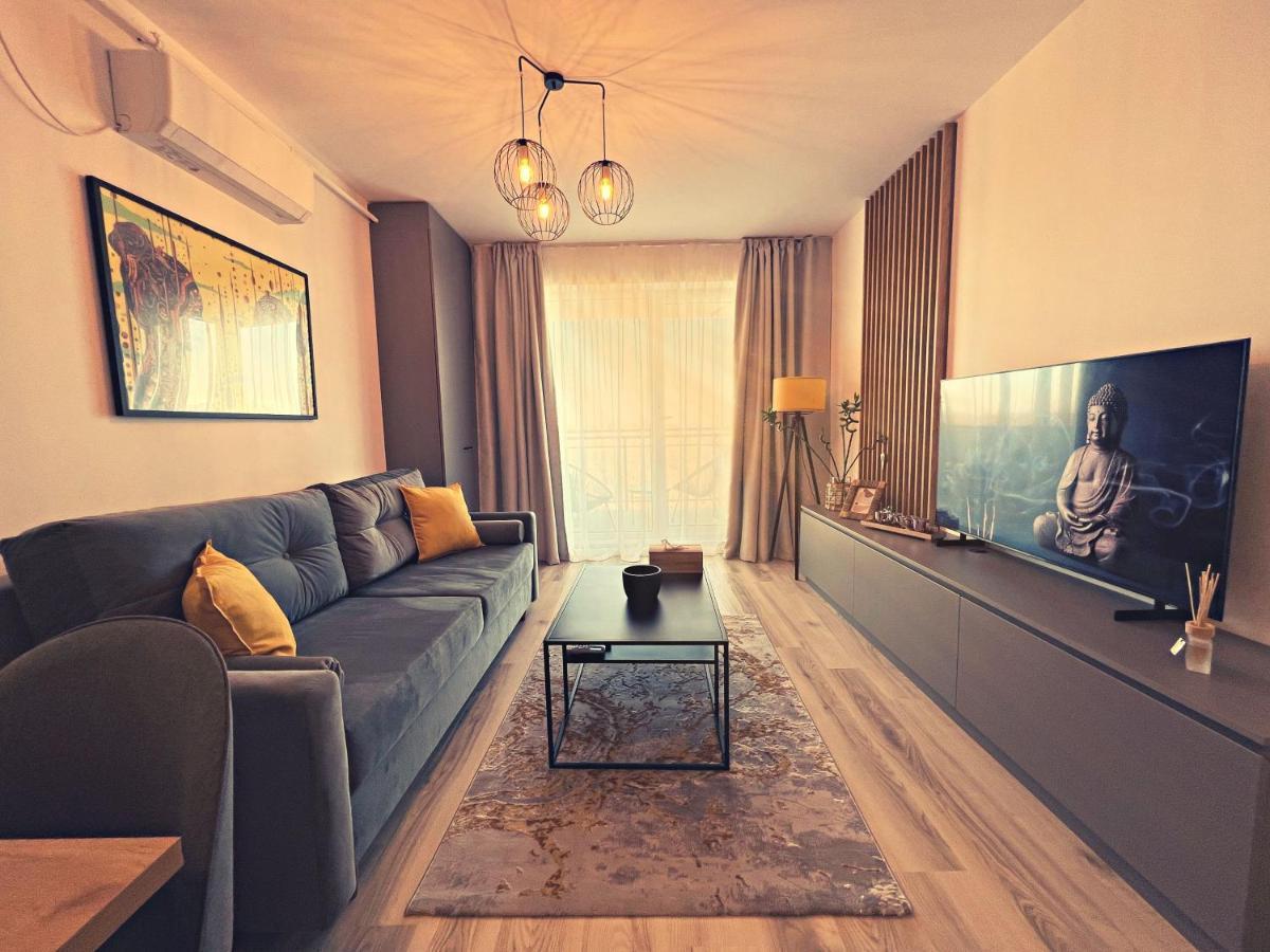 Panoramic Forest View Apartment Dumbravita  Buitenkant foto